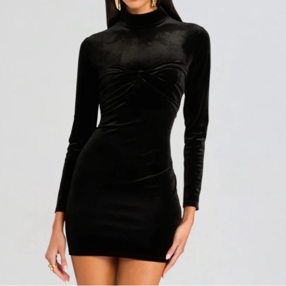 Club EXX black Soft Faux Velvet mini dress Size Small